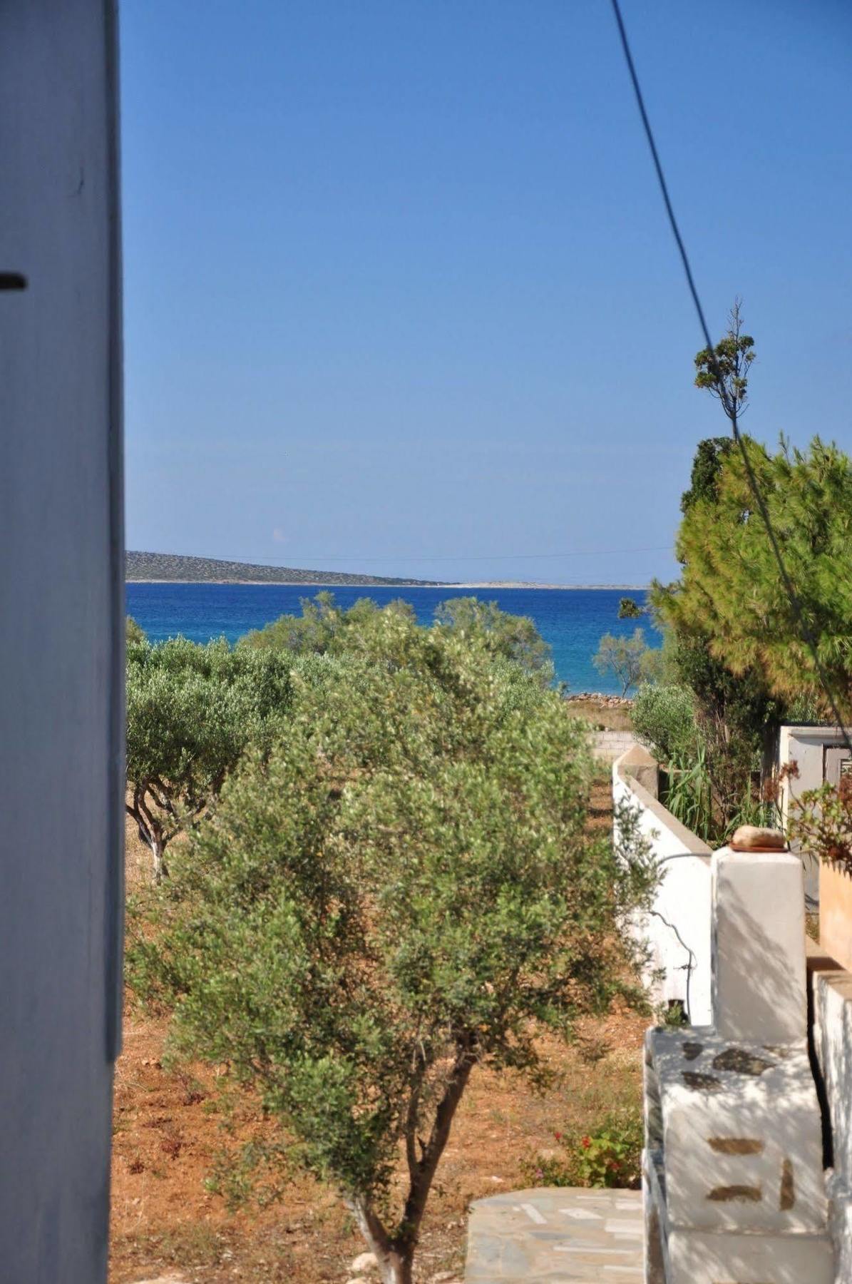 Michalis Apartments Near The Beaches With Sea View Páros 外观 照片